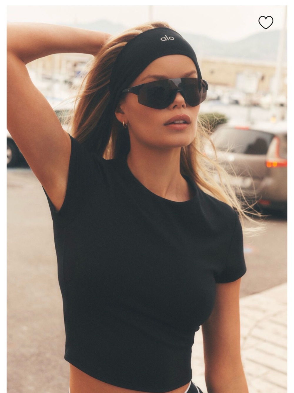ALO Yoga Black Short Sleeve Crop Tee